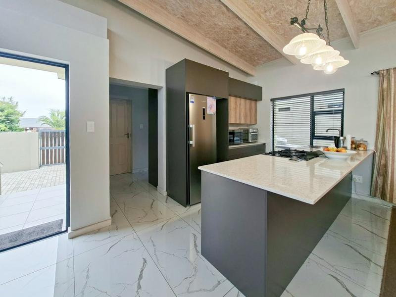 3 Bedroom Property for Sale in Hartenbos Heuwels Western Cape